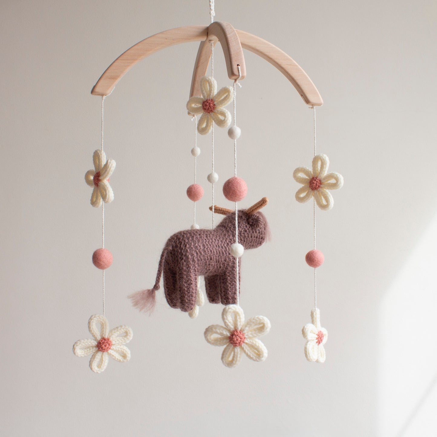 Floral Cow baby mobile - Daisy farm nursery decor in cocoa & pink - Highland cow cot mobile