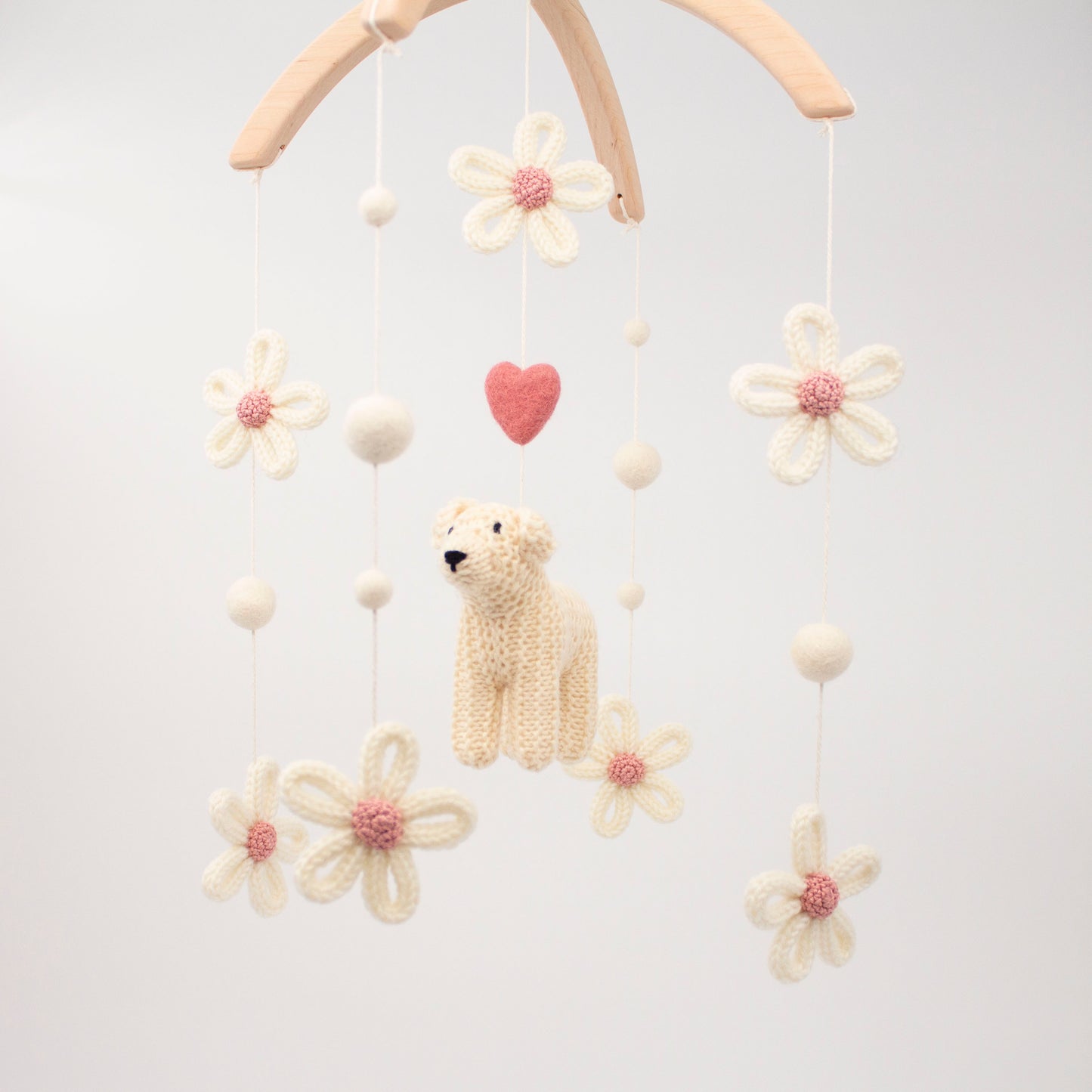 English cream golden retriever & flowers nursery mobile