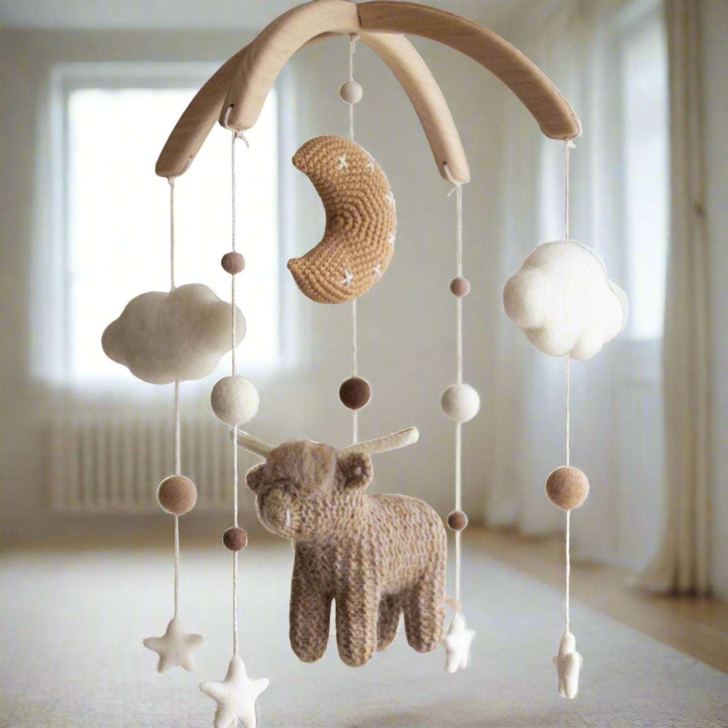 Baby mobile Highland cow & Moon - Rustic nursery decor - Boho farm cot mobile