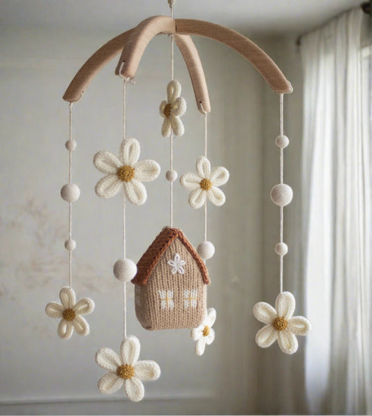 Daisy cottage baby mobile - Floral cottagecore nursery decor