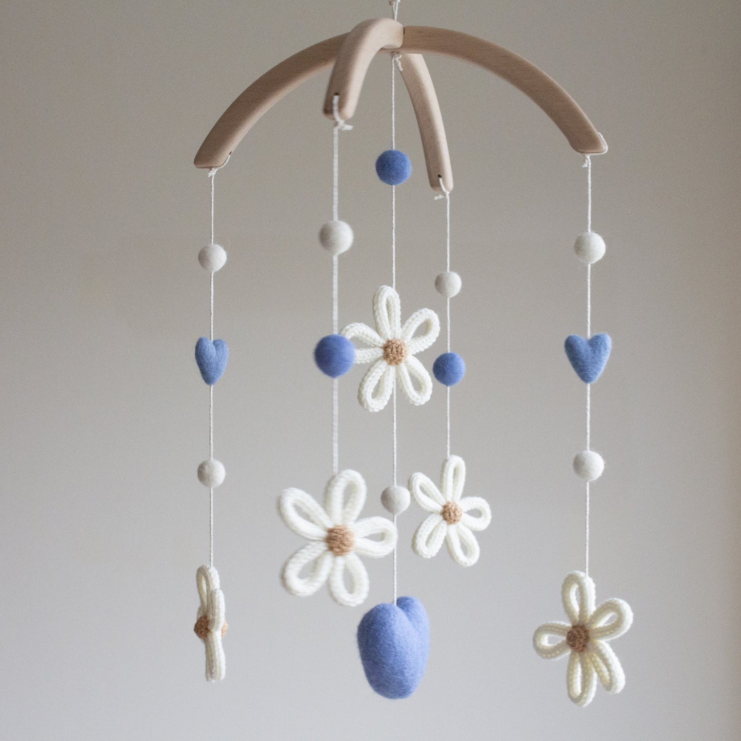 Daisies nursery mobile with blue