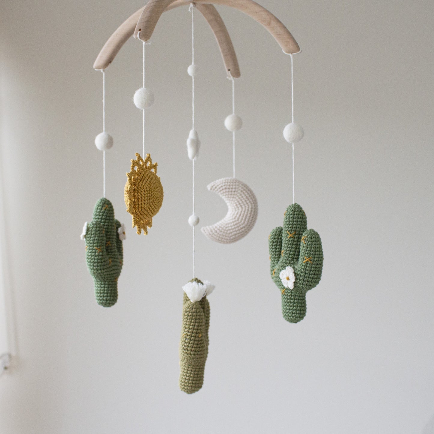 Cactuses baby mobile - Desert nursery decor