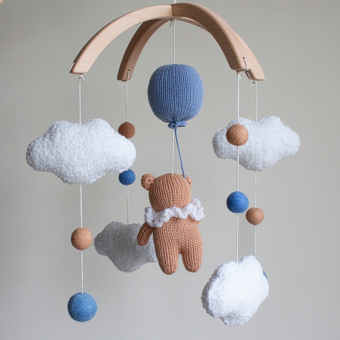 Teddy bear baby mobile with boucle clouds & blue balloon