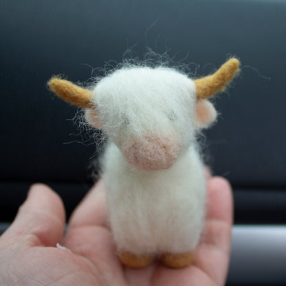 Highland cow Car Vent Clip