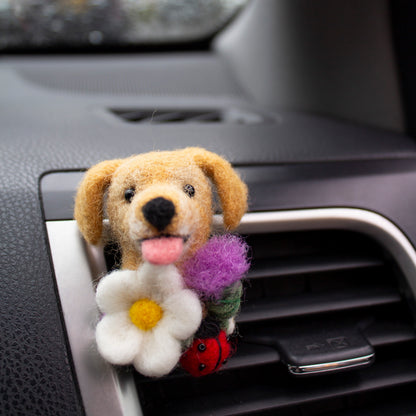 Golden Retriever Car Vent Clip