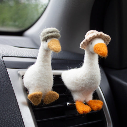 Hat Goose Car Vent Clip