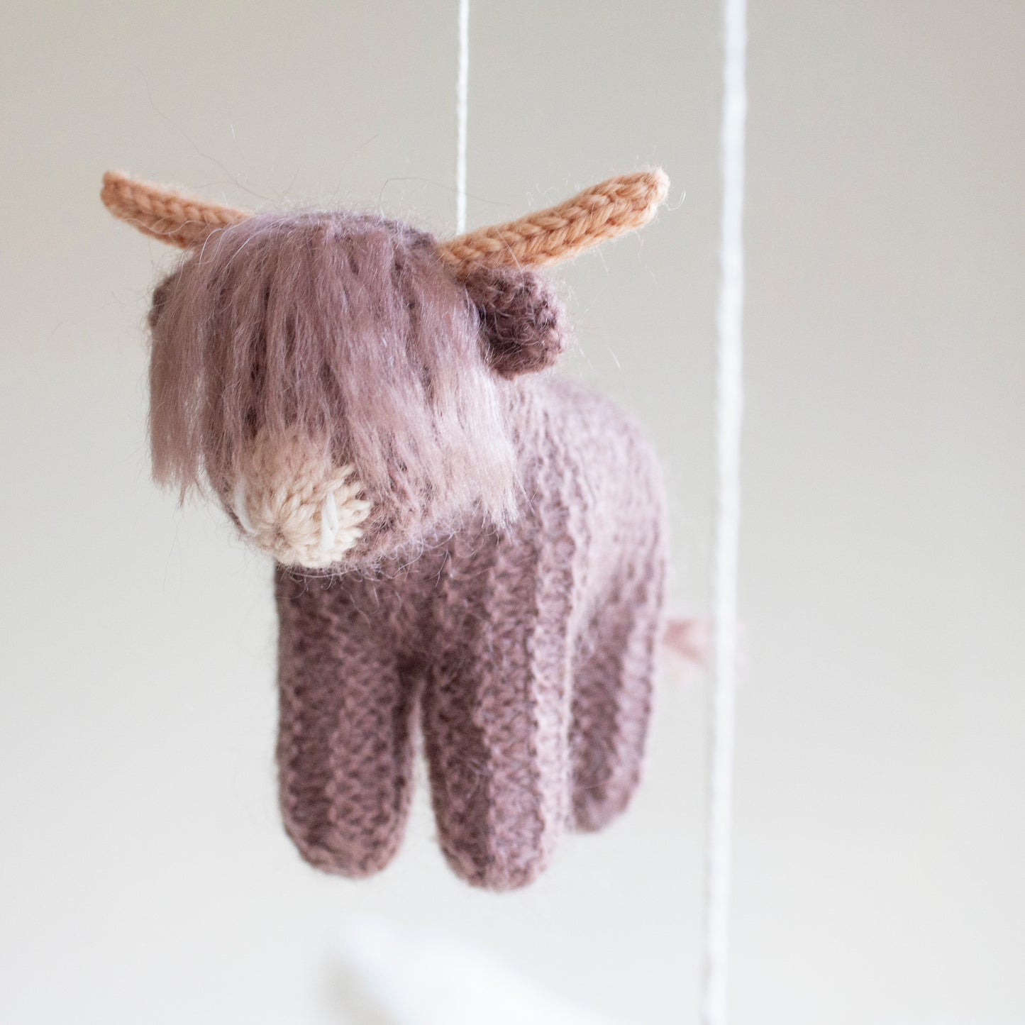 Highland Cows baby mobile: neutral nursery decor