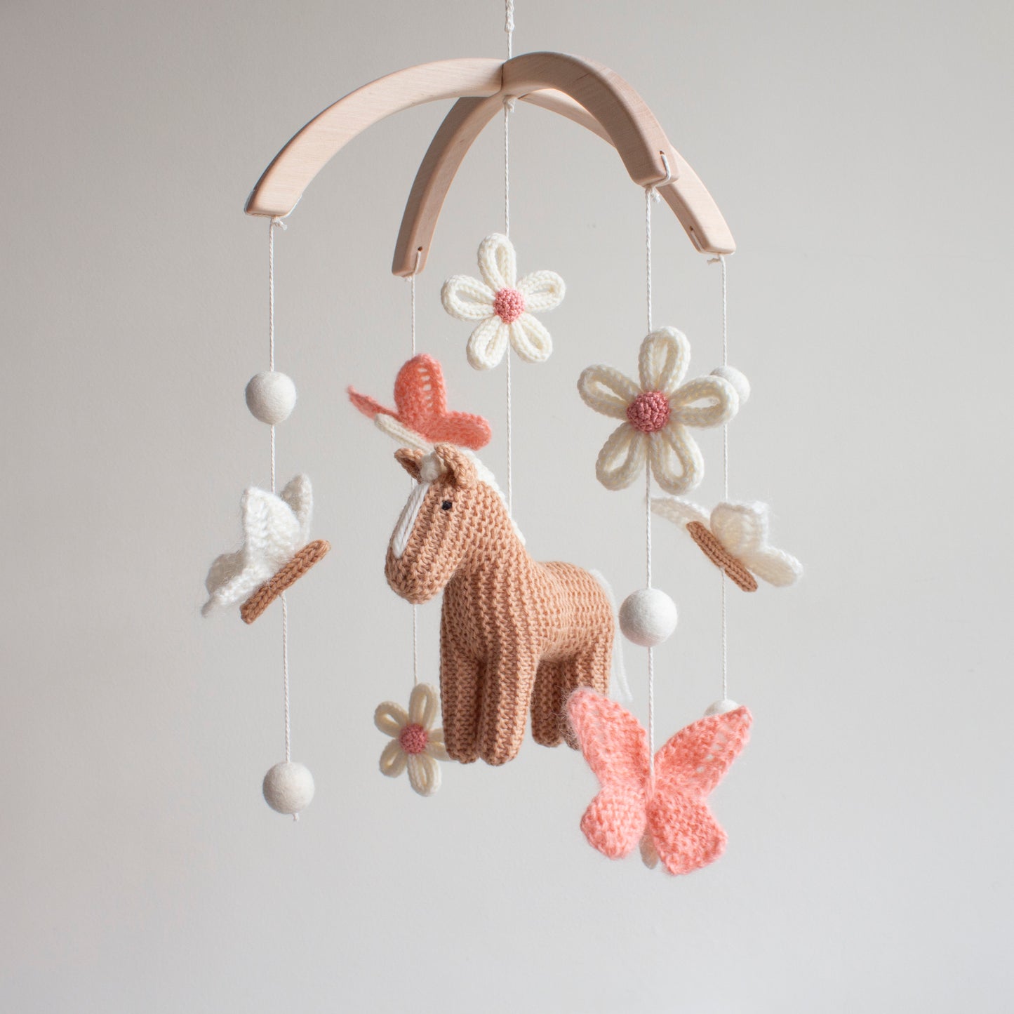 Baby Mobile Horse & Butterflies – Floral farm nursery decor – Boho cowgirl crib mobile – Pony cot mobile for girl