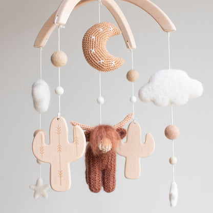 Baby mobile Longhorn cow & wooden cactus: Boho western nursery decor