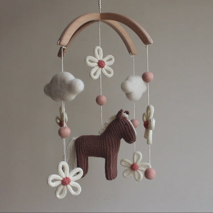 Floral horse baby mobile - Boho farm nursery decor - Cowgirl crib mobile - Pony & Daisies cot mobile
